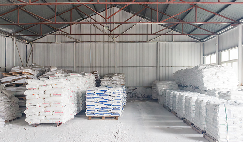 Заводская сцена