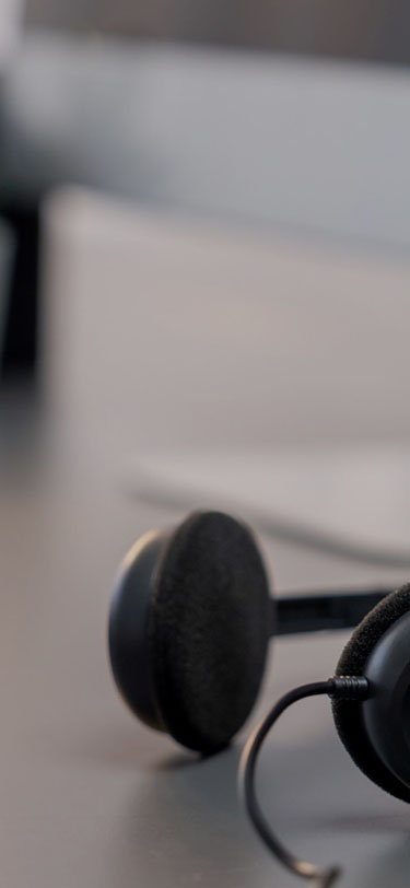 Связаться с нами